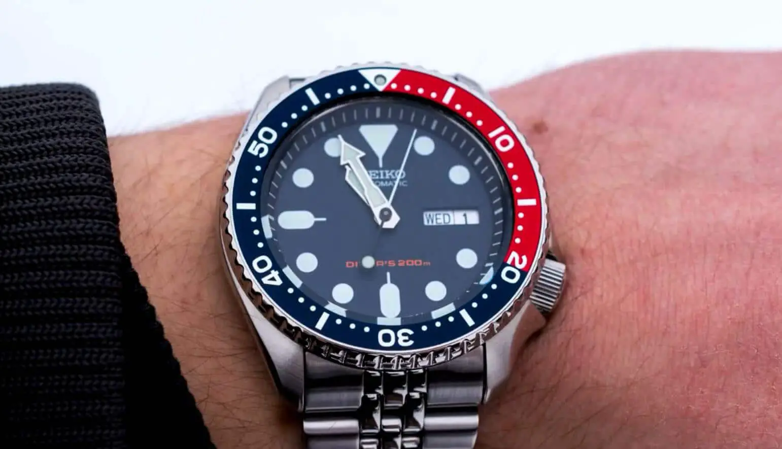 Seiko SKX009 Review – Men’s Diver’s Automatic Watch – Best Watch Select